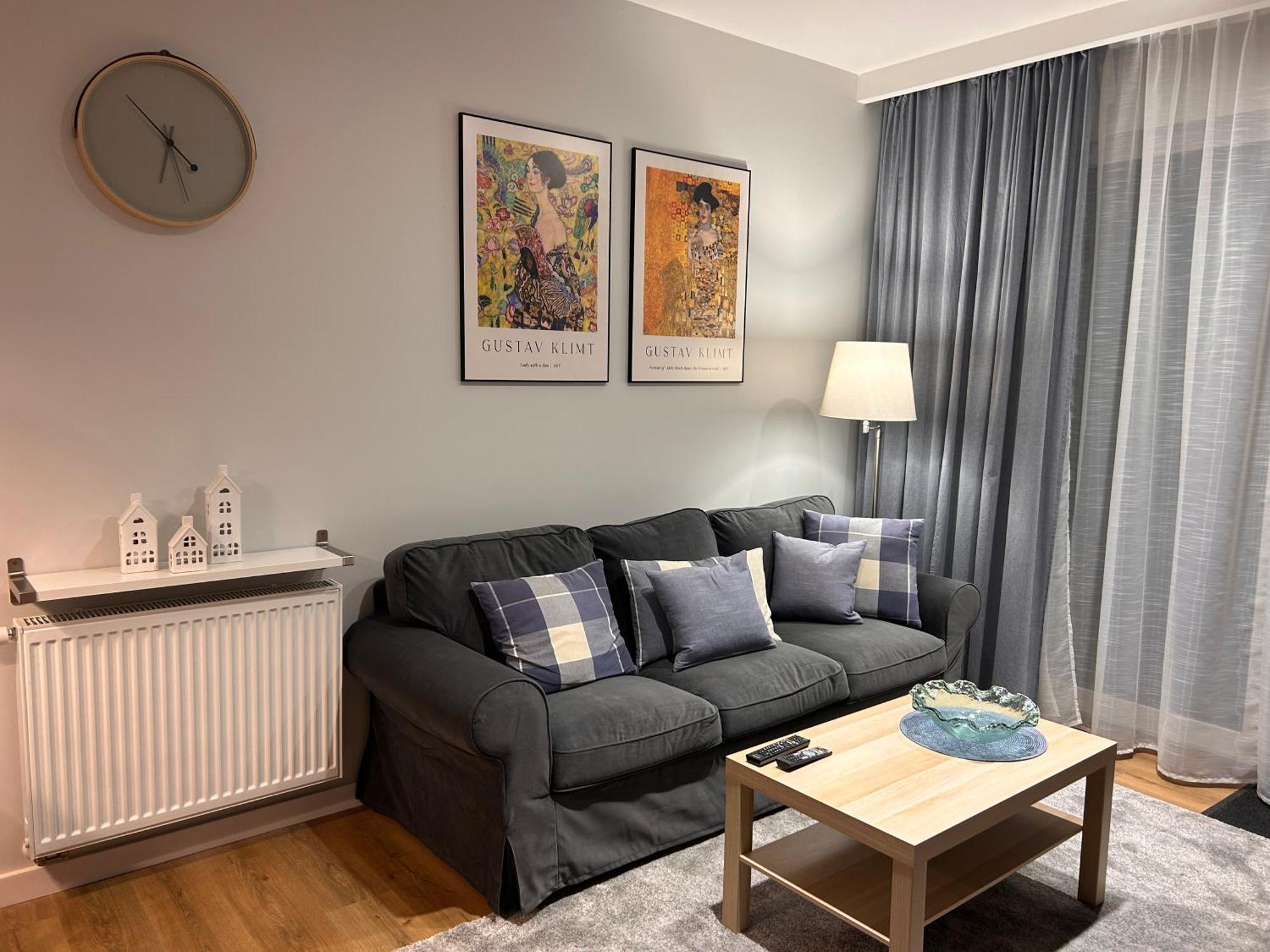 Boleslaviaapartments - Apartament Merci 4, Private Parking Free, Air Condition Болеславец Экстерьер фото