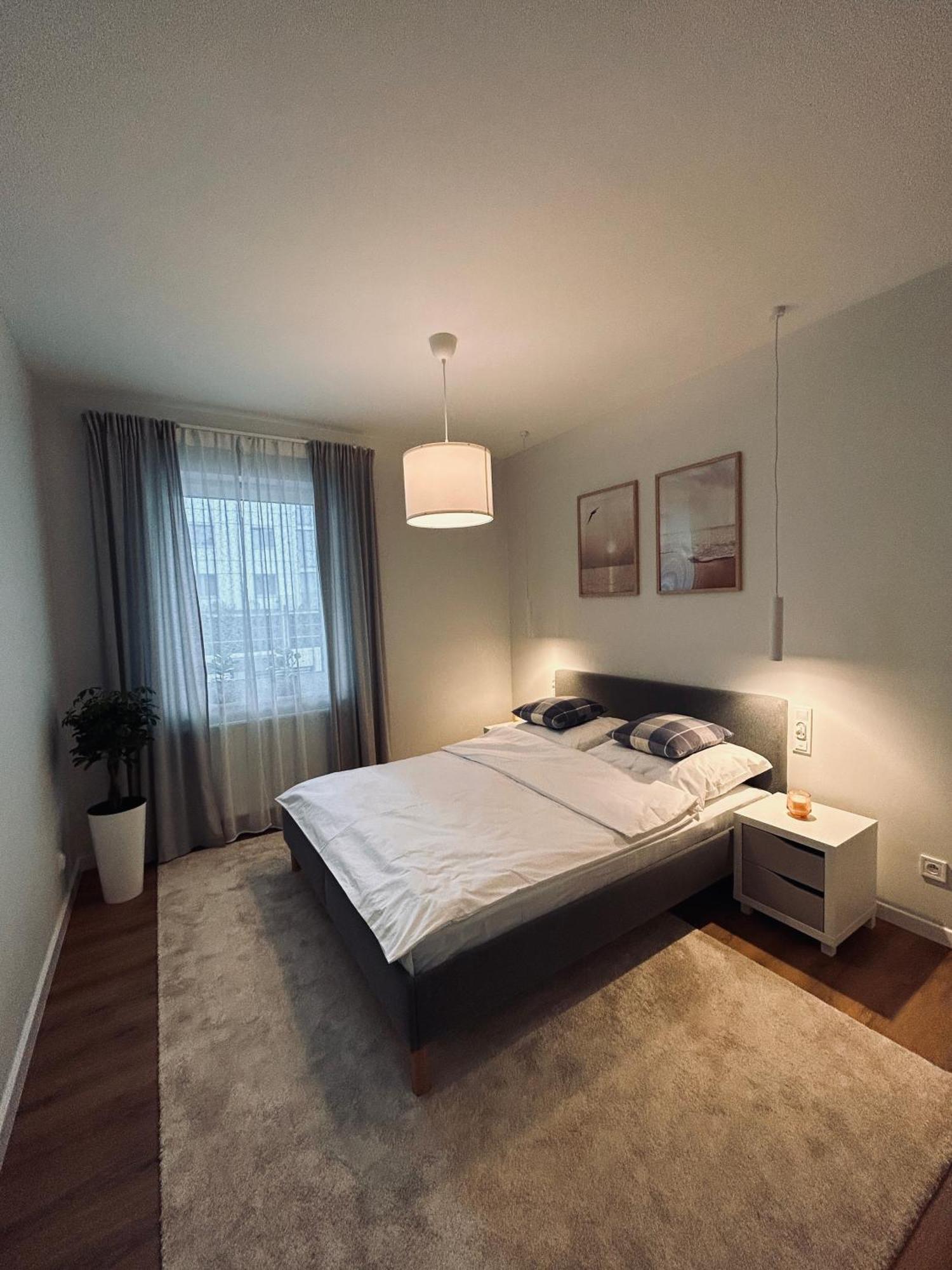 Boleslaviaapartments - Apartament Merci 4, Private Parking Free, Air Condition Болеславец Экстерьер фото